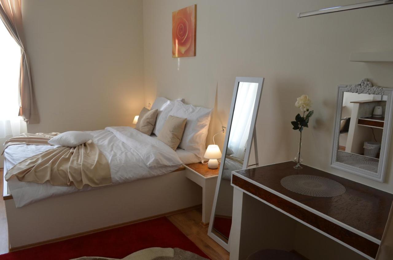 Rooms & Apartments Infinity Rijeka Eksteriør billede