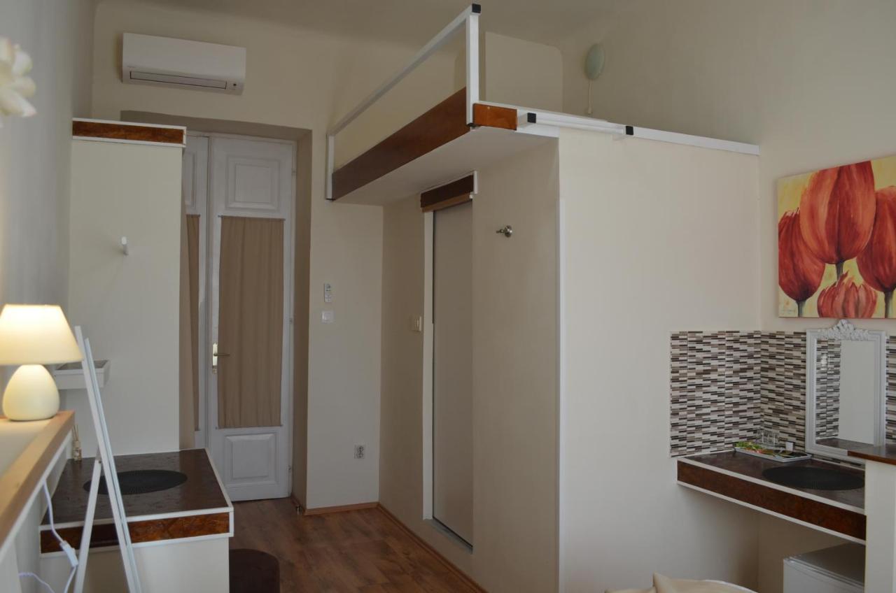 Rooms & Apartments Infinity Rijeka Eksteriør billede