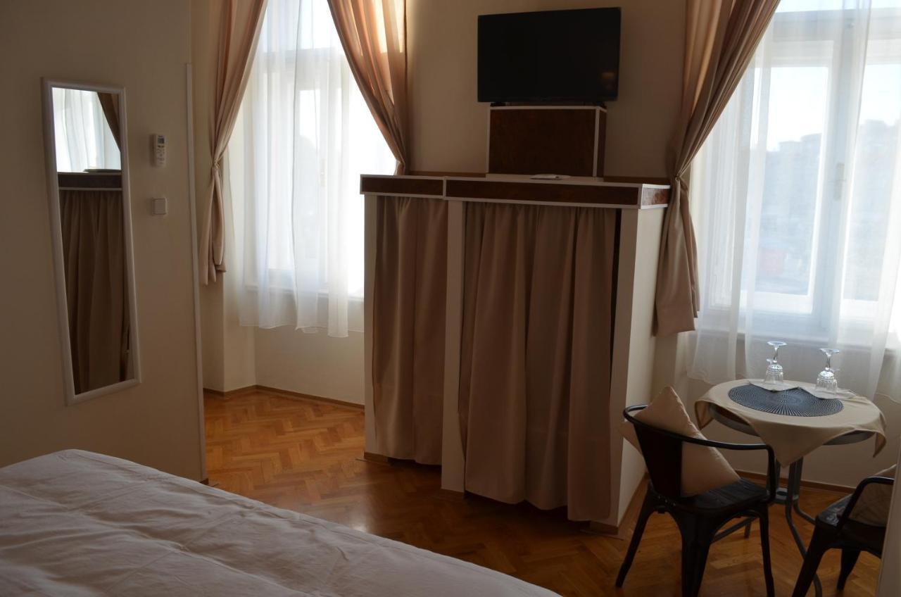 Rooms & Apartments Infinity Rijeka Eksteriør billede